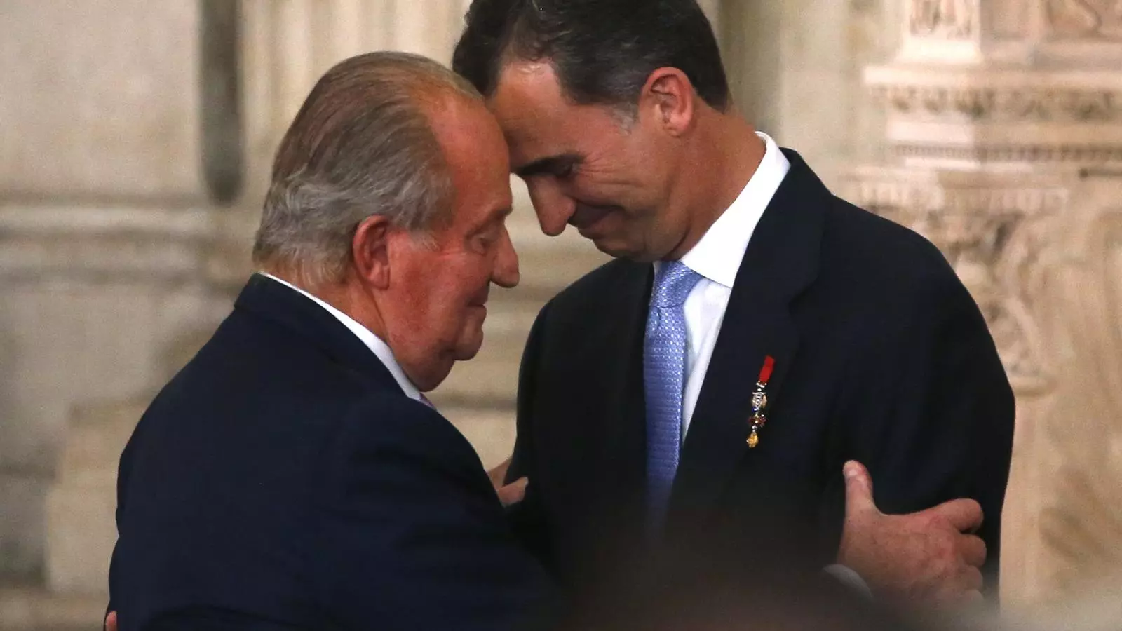 Joan Carles I i Felip VI a la cerimònia d'abdicació del primer
