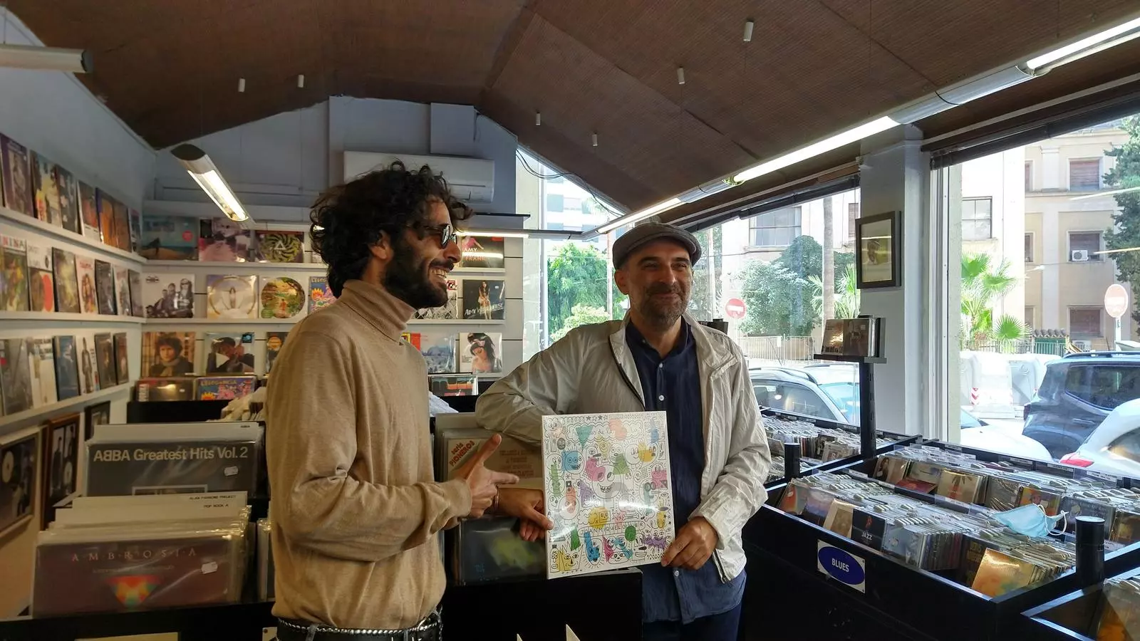 Joan Miquel Oliver i Albert Pinya a la presentació del disc Xocolat