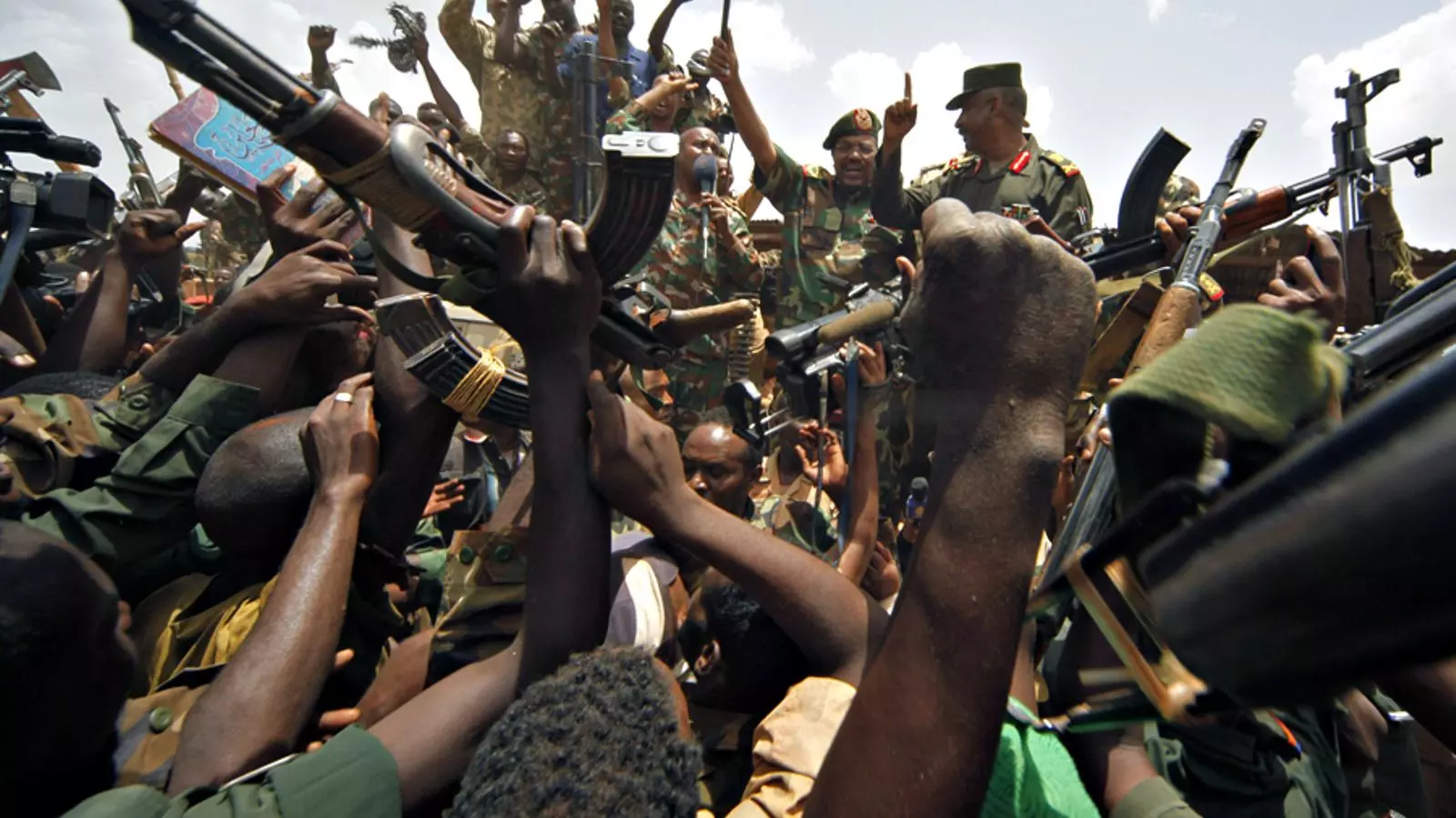 Sudan del Sud denuncia un atac de les tropes sudaneses mentre retiraven les seves tropes de la zona de Heglig MOHAMED NURELDIN ABDALLAH / REUTERS