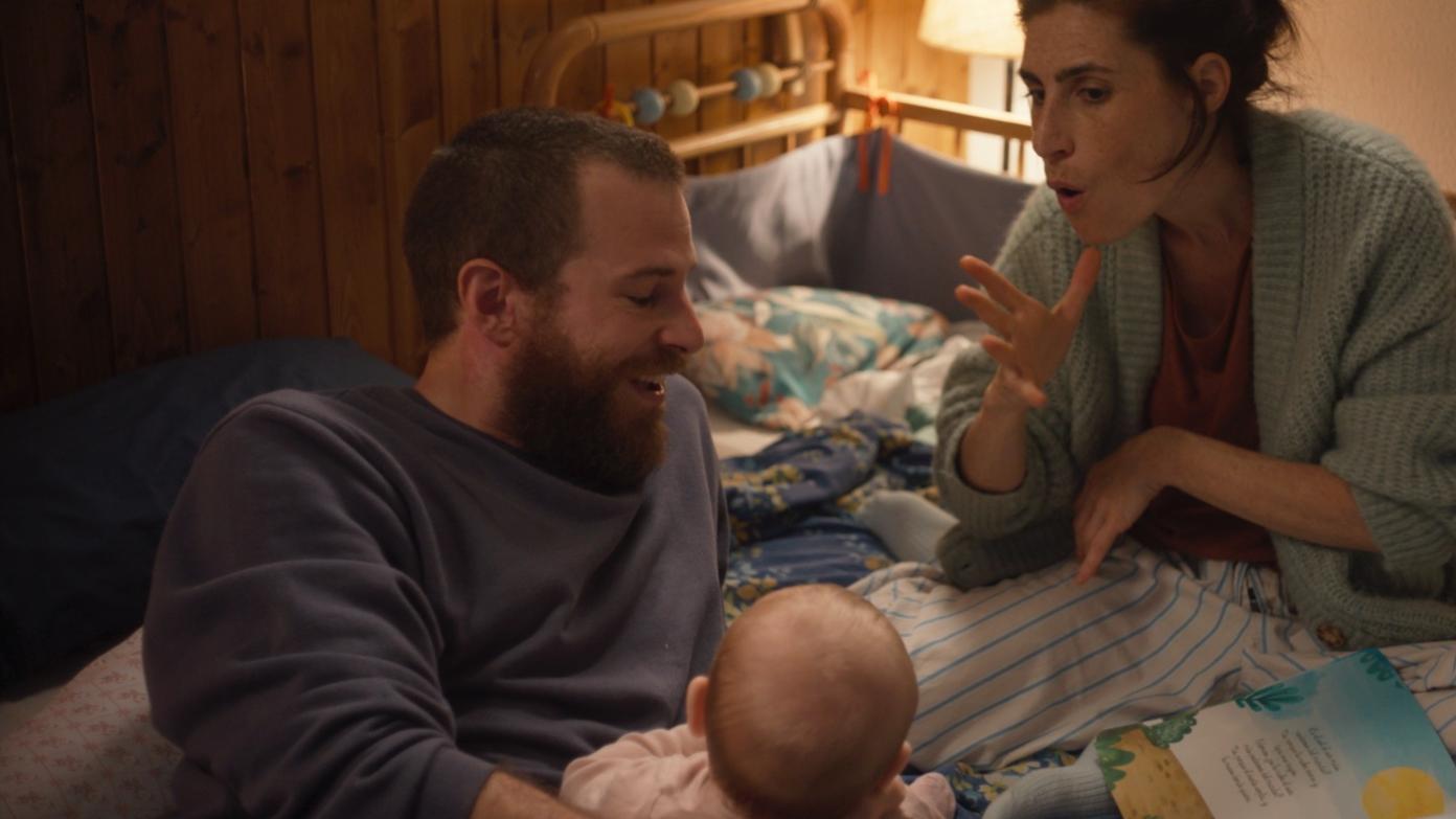 Álvaro Cervantes y Miriam Garlo en 'Sorda'