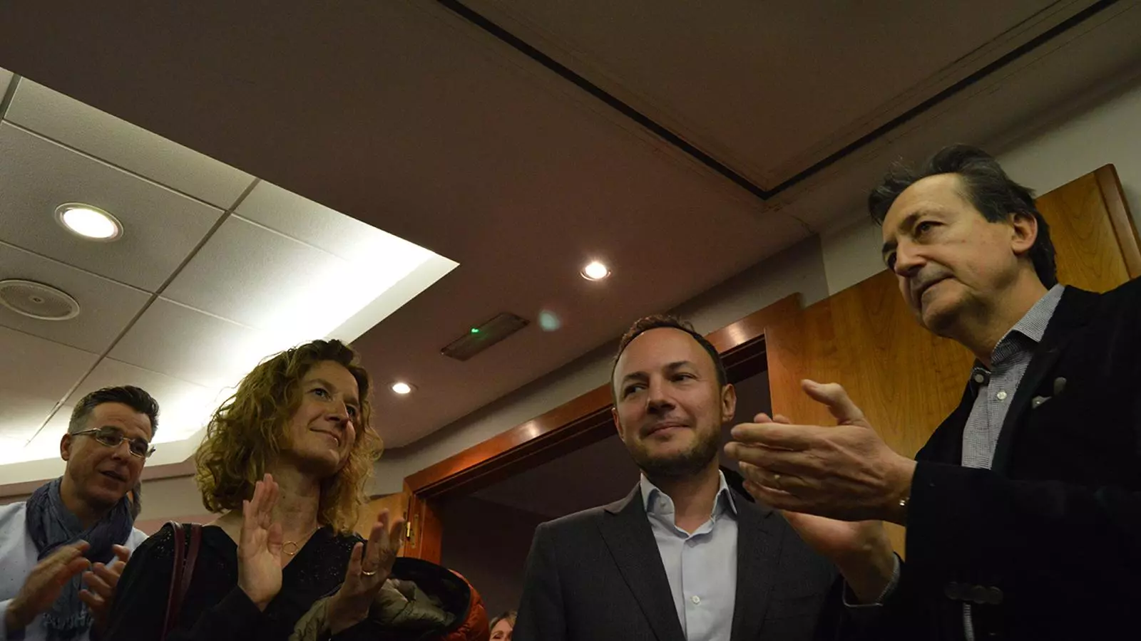 Xavier Espot entre els caps de llista d'Andorra la Vella, Enric Tarrado, i d'Escaldes-Engordany, Sílvia Calvó. / M. F. (ANA)