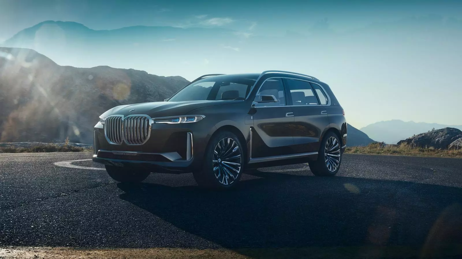 BMW mostra com serà el futur X7: luxe i sostenibilitat avancen de la mà