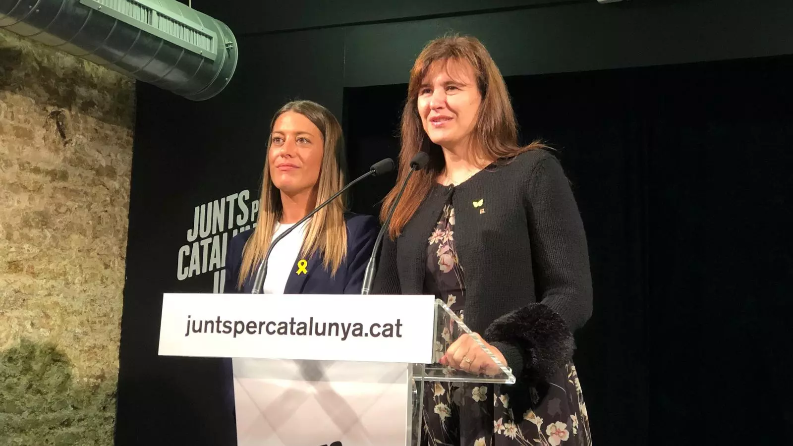 Laura Borràs i Míriam Nogueras en una roda de premsa de JxCat