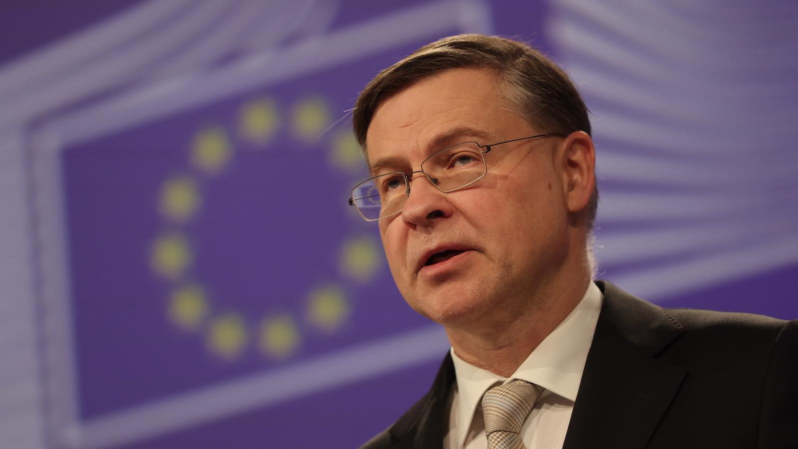 European Commissioner for Economy, Valdis Dombrovskis, at this Thursday's press conference.