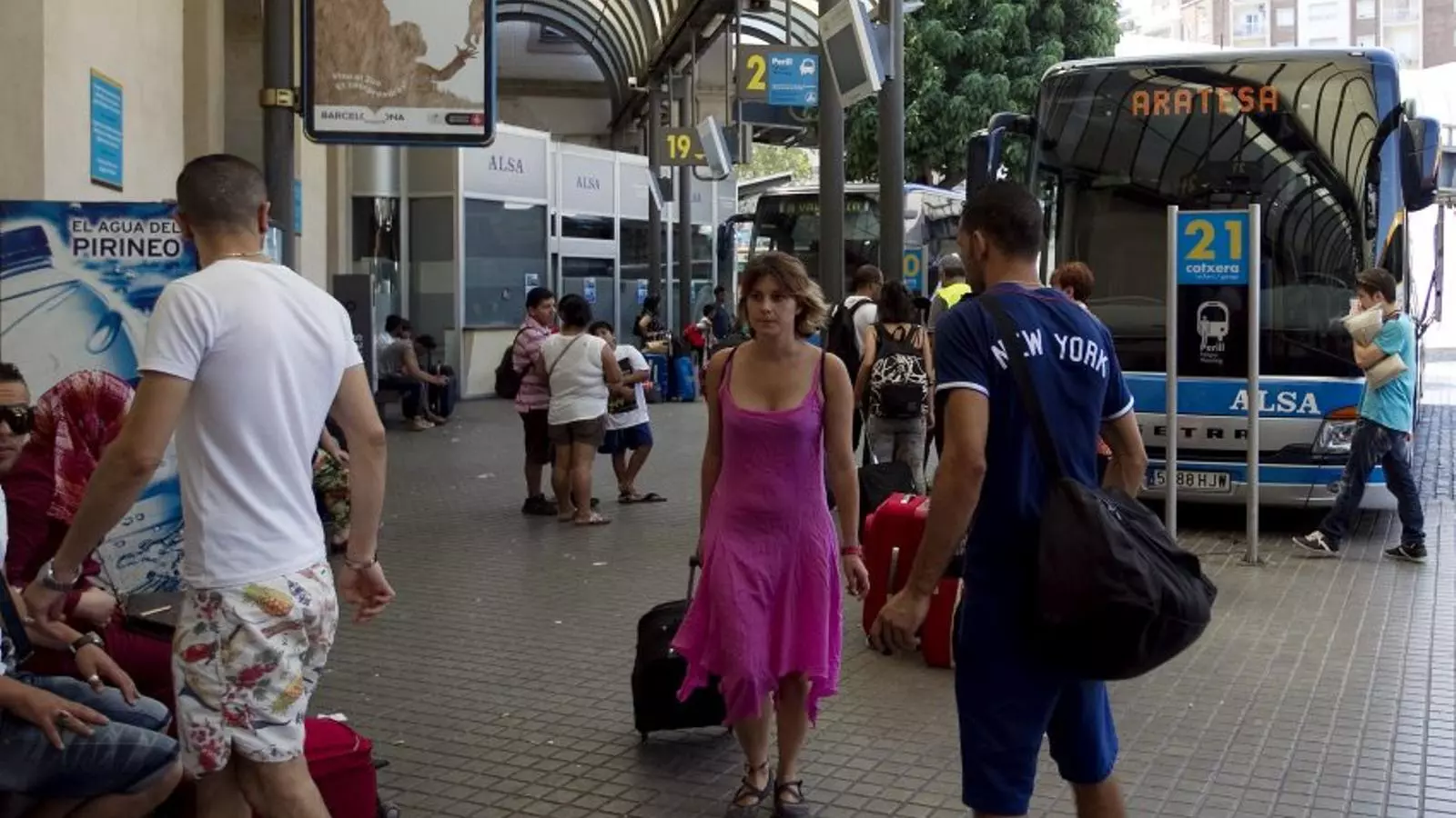 PER MOLTS, UN DIA MÉS
L’Estació del Nord de Barcelona a l’hora de la manifestació.