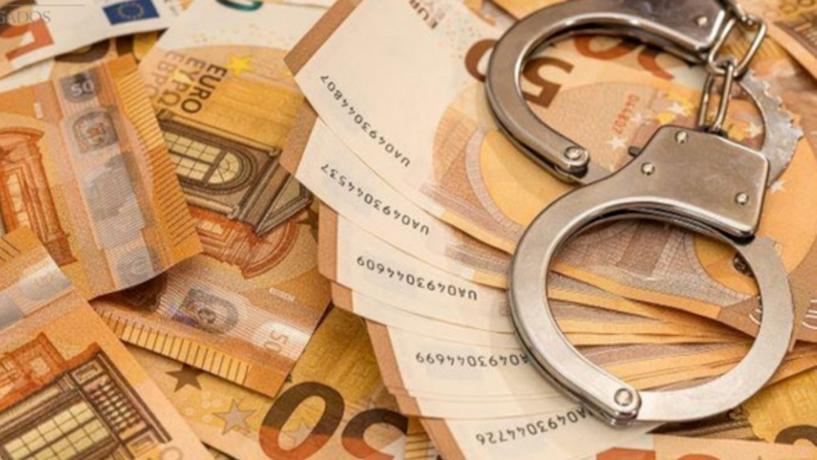 50 euro banknotes.
