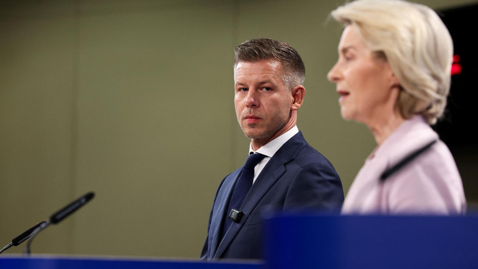El primer ministro de Hungría, Péter Magyar, y la presidenta de la Comisión Europea, Ursula von der Leyen.