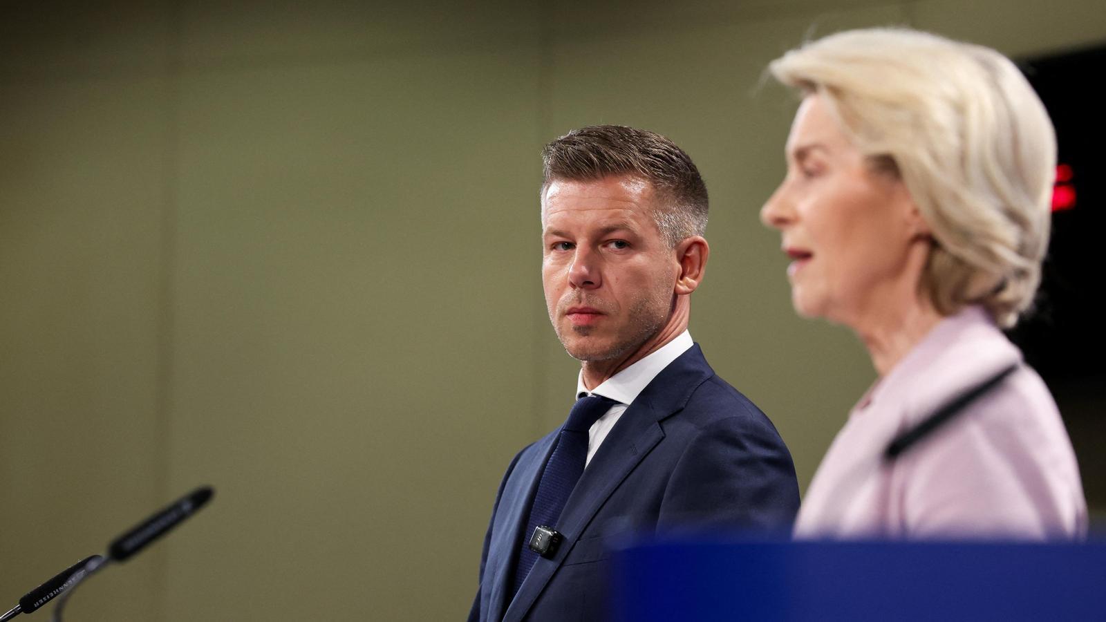El primer ministro de Hungría, Péter Magyar, y la presidenta de la Comisión Europea, Ursula von der Leyen.