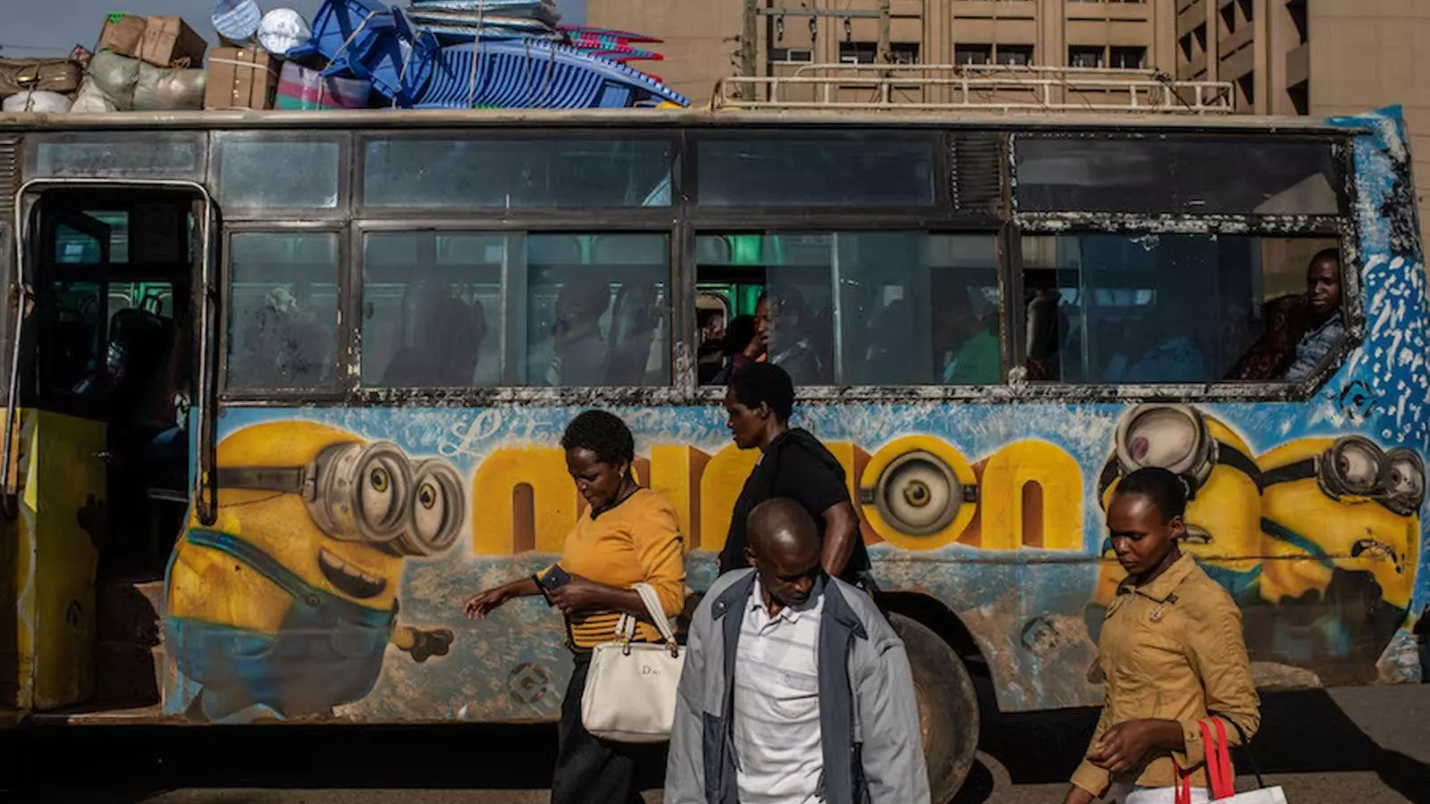 Els ‘matatu’, els originals autobusos de Kènia