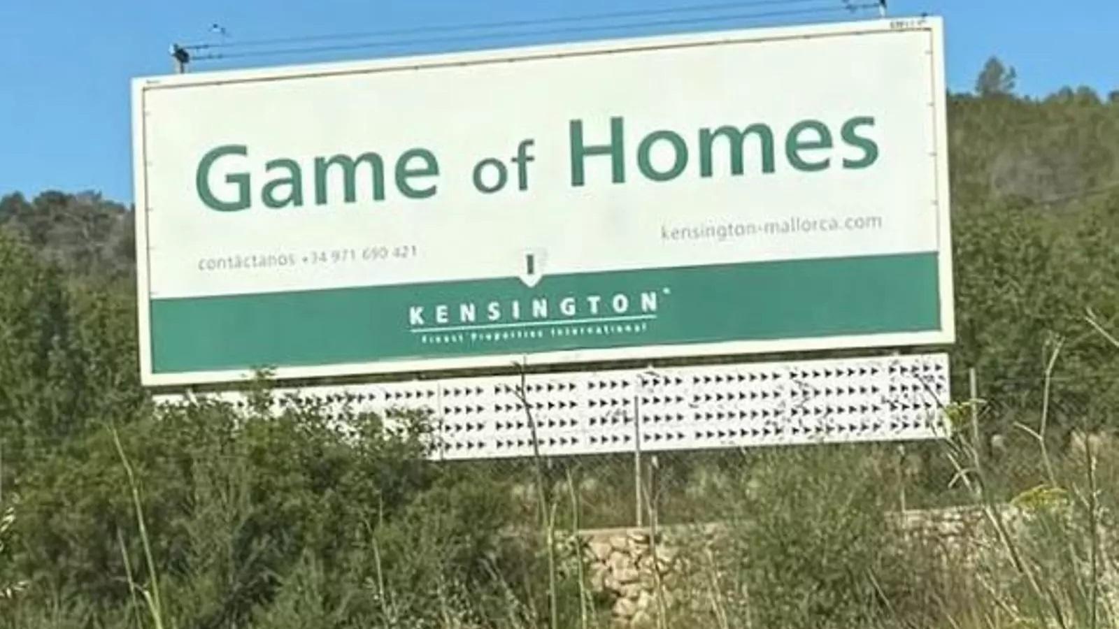 Cartell de la immobiliària Kensington en una carretera de Mallorca.