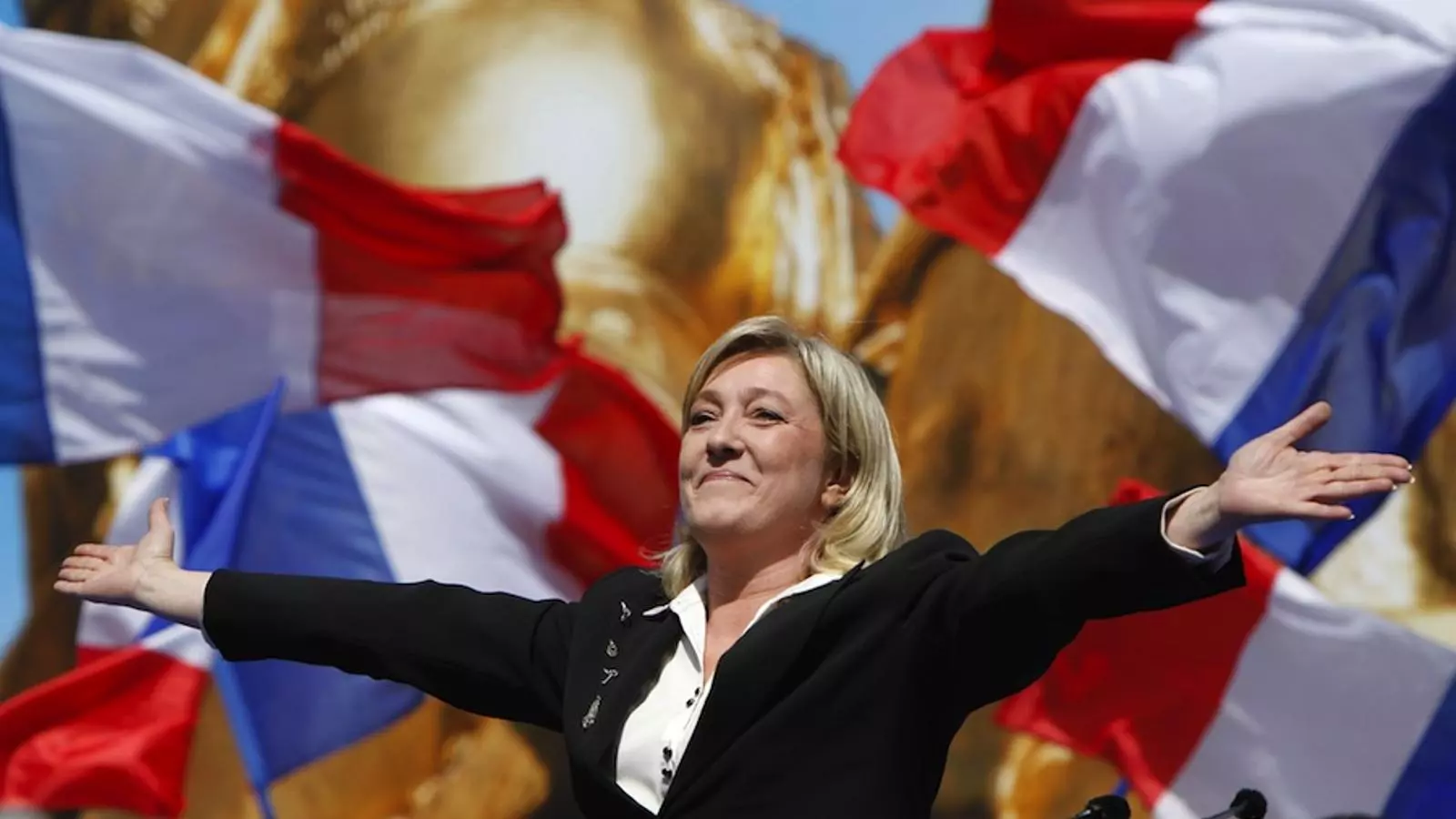 Marine Le Pen durant el míting a París / AFP