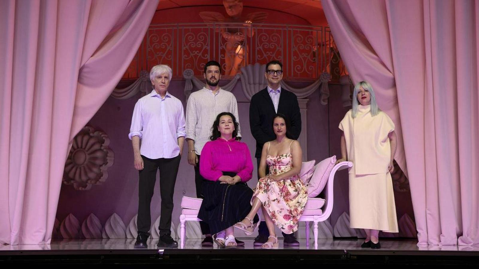 Giovanni Antonini, Andrè Schuen, Adriana González, Luca Pisaroni, Sara Blanch and Marta Pazos on the Liceu stage.