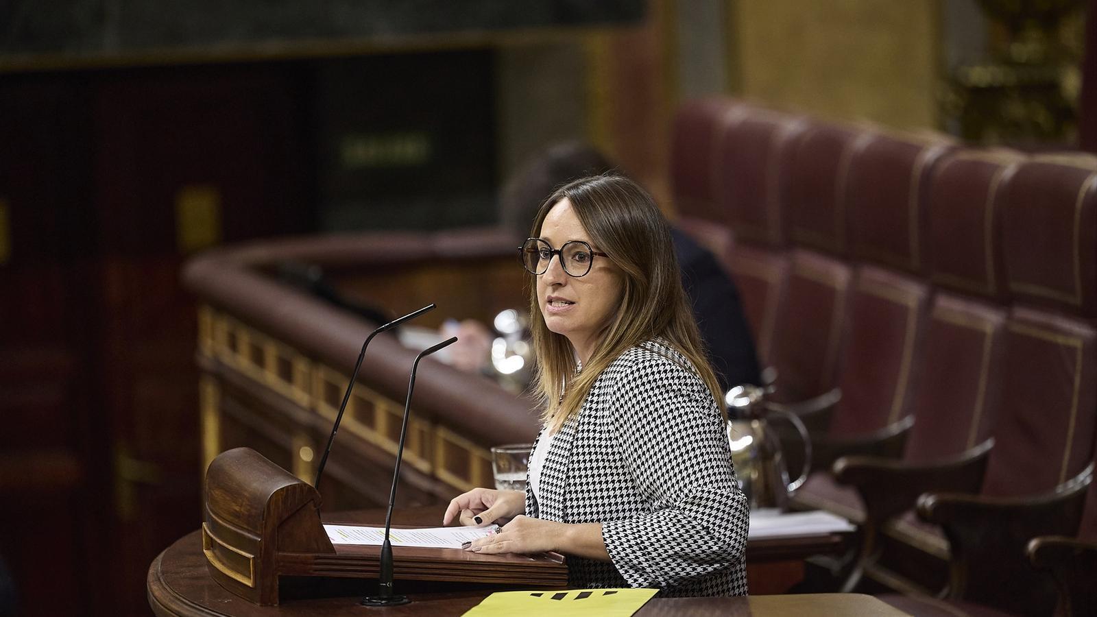 Etna Estrems interviene en el pleno del Congreso del pasado 15 de octubre