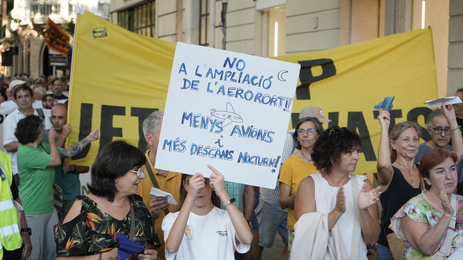 Placards at the demonstration against the airport expansion.