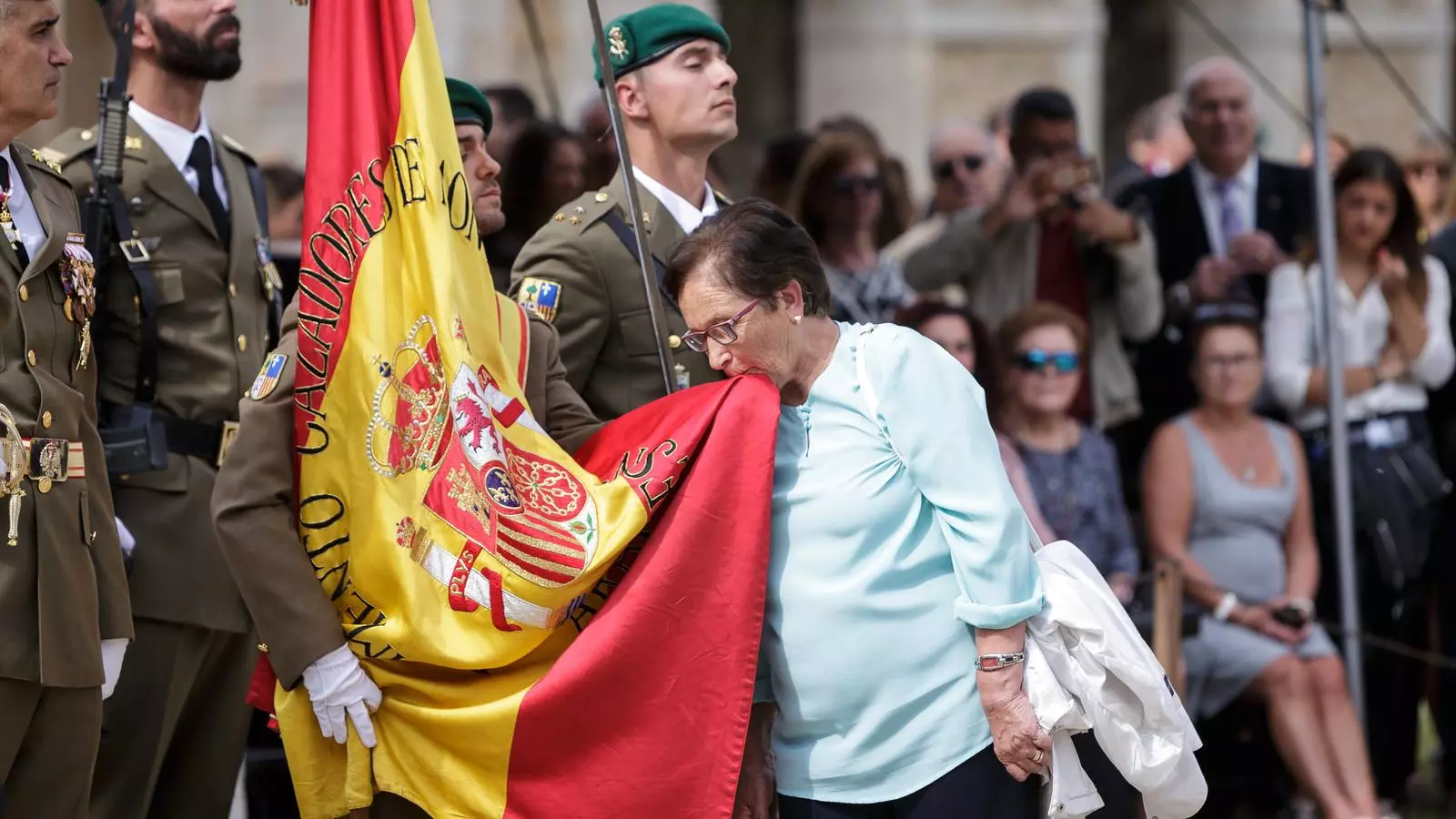 Jura de bandera al Castell de Sant Ferran, a Figueres