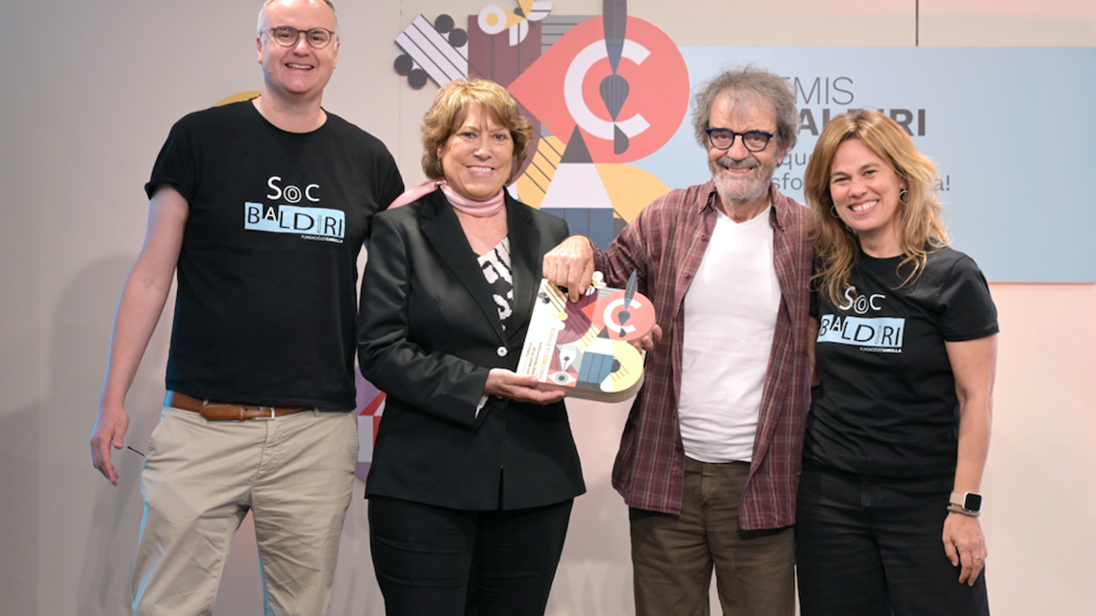 The moment of the award ceremony at Escola Bressola