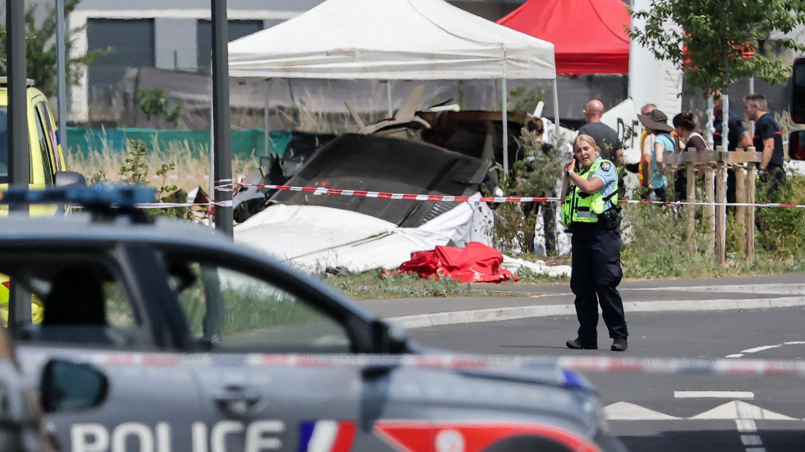 Rescue teams working at the accident site in Tomblaine, France.