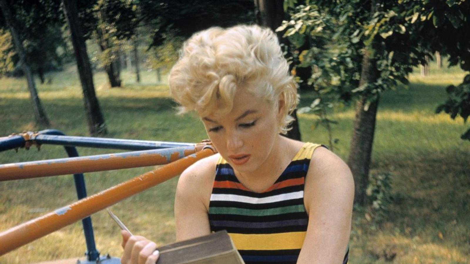 Marilyn Monroe reading Ulysses by James Joyce.