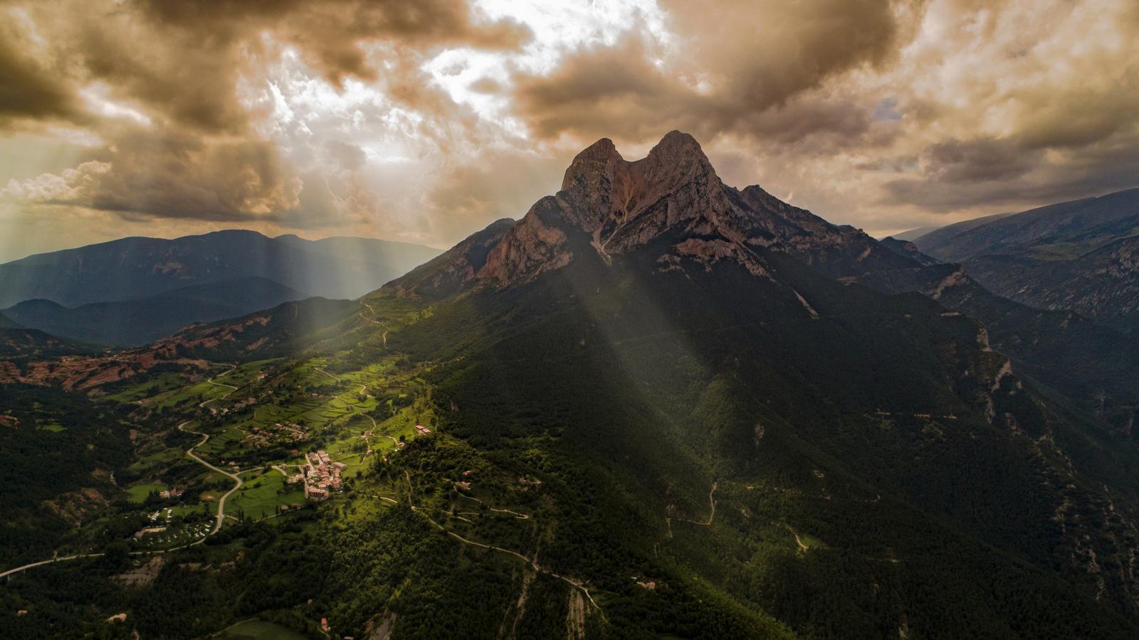 Espectacular imagen del Pedraforca