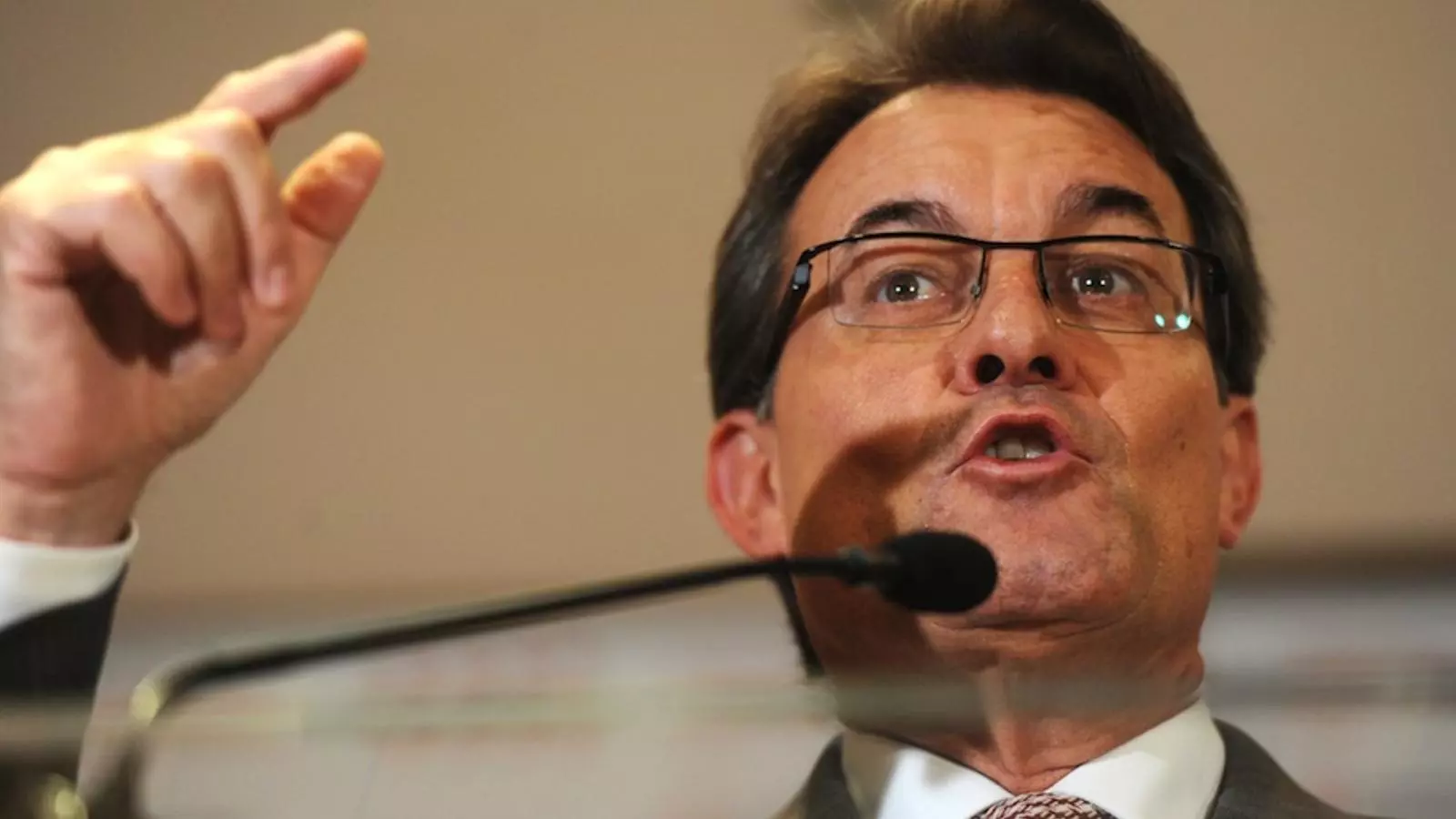 El president de la Generalitat, Artur Mas, compareix a la delegació de la Generalitat a Madrid / AFP