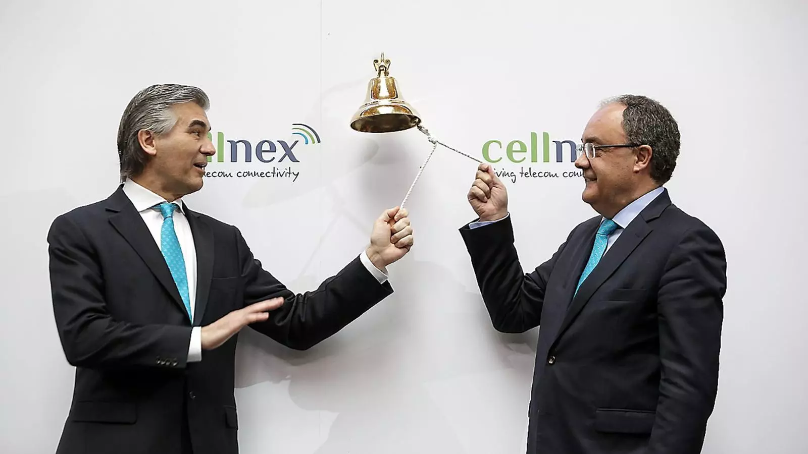 Francisco Reynés, vicepresident d’Abertis, i Tobías Martínez, conseller delegat de Cellnex, ahir.
