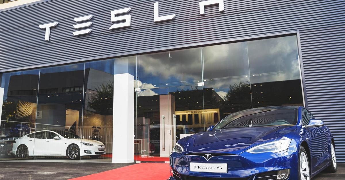 Tesla acomiada els Model S i Model X per fabricar robots