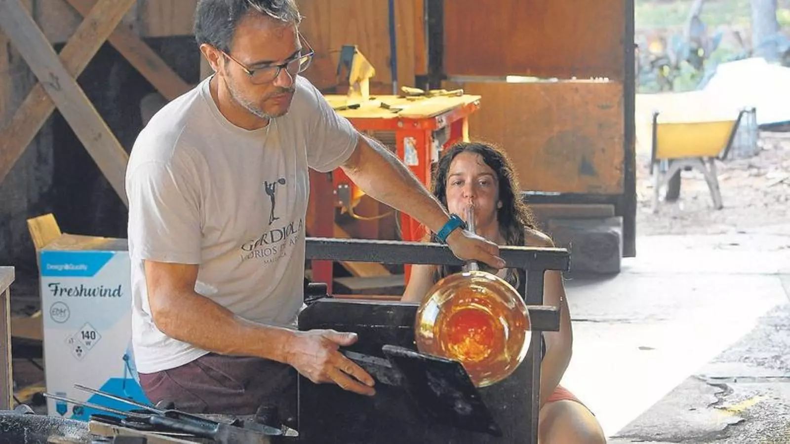 La tècnica del vidre bufat.