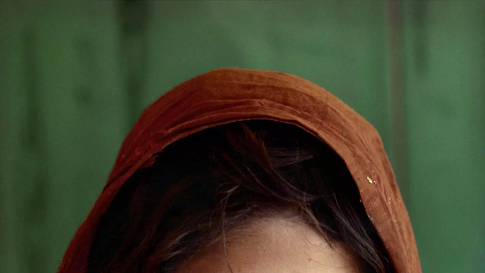 La famosa mirada de la 'nena afganesa' refugiada. STEVE MCCURRY