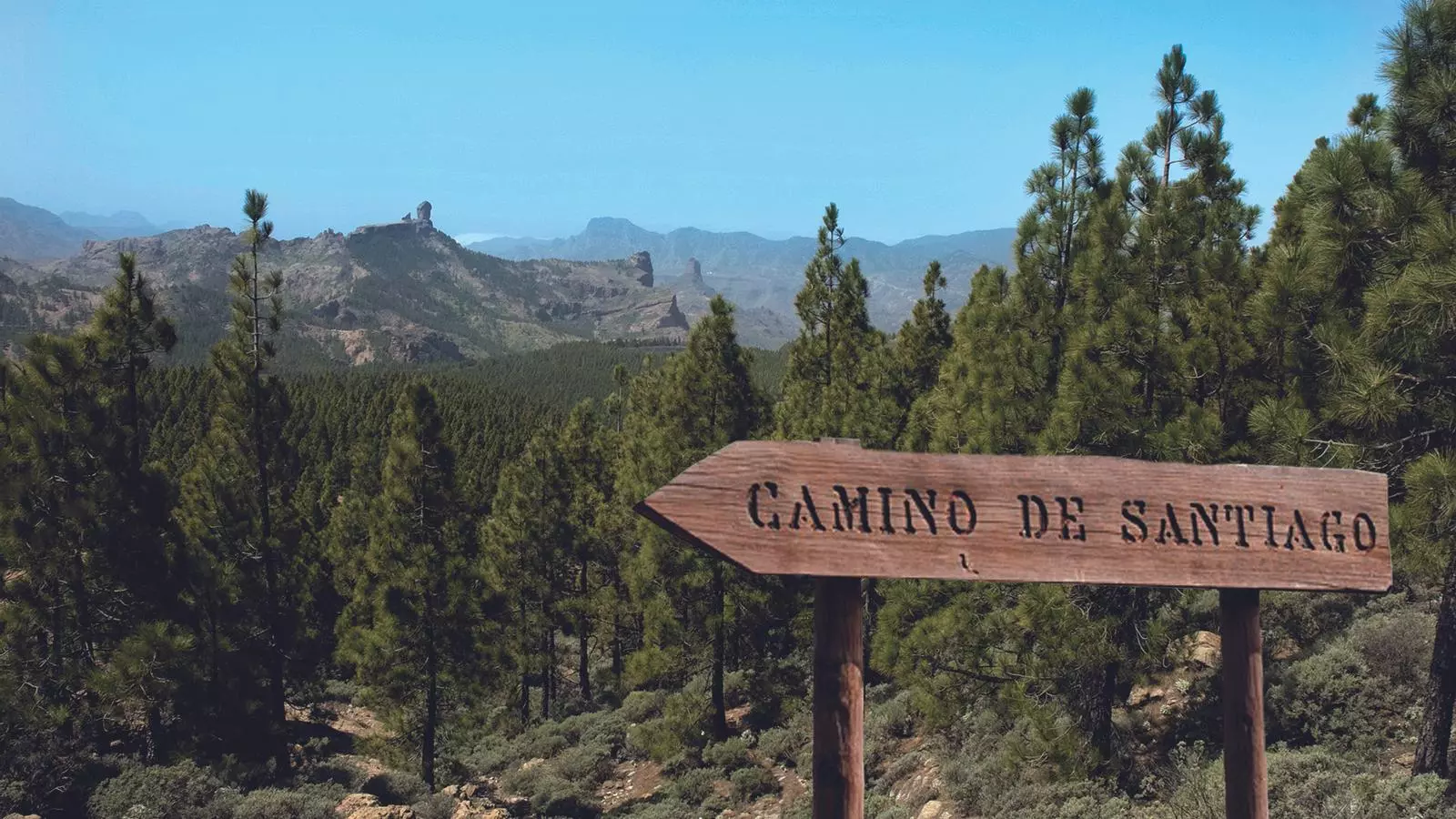 El Camí de Sant Jaume de Gran Canària és un recorregut de diversos dies que ens condueix per la part menys coneguda de l’illa