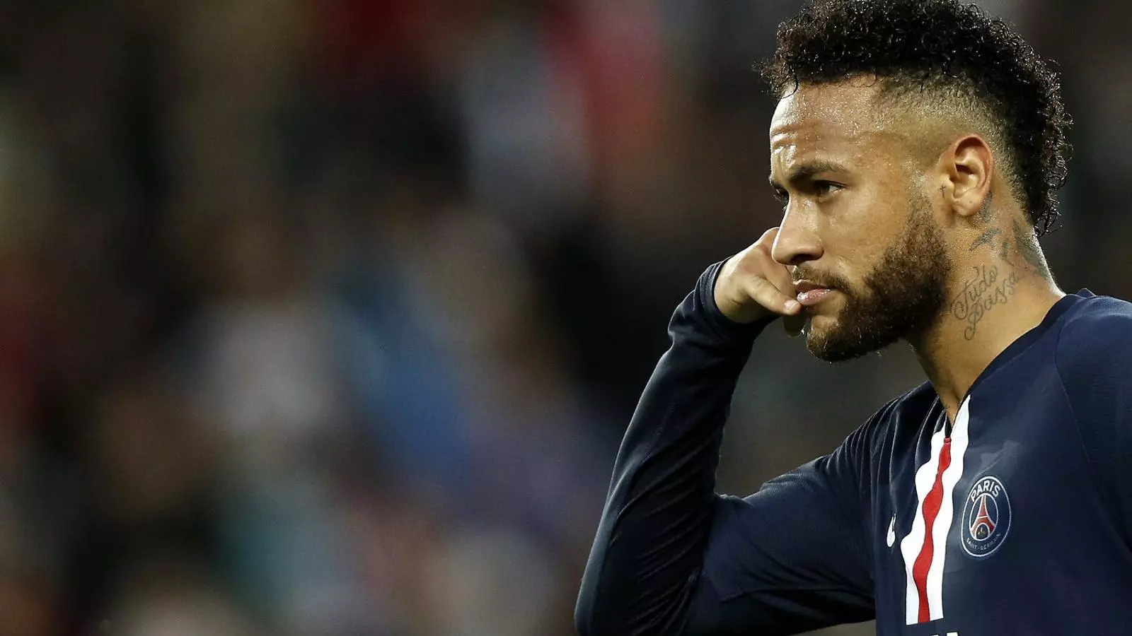 Neymar va marxar el 2017 al PSG i aquest estiu va negociar amb el Barça per tornar.