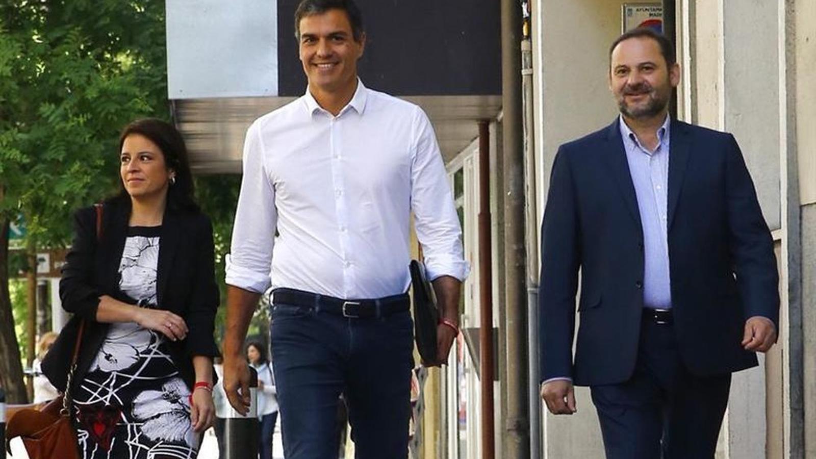 El PSOE adverteix a Podem que la moció de censura contra Rajoy "no està a l'agenda"