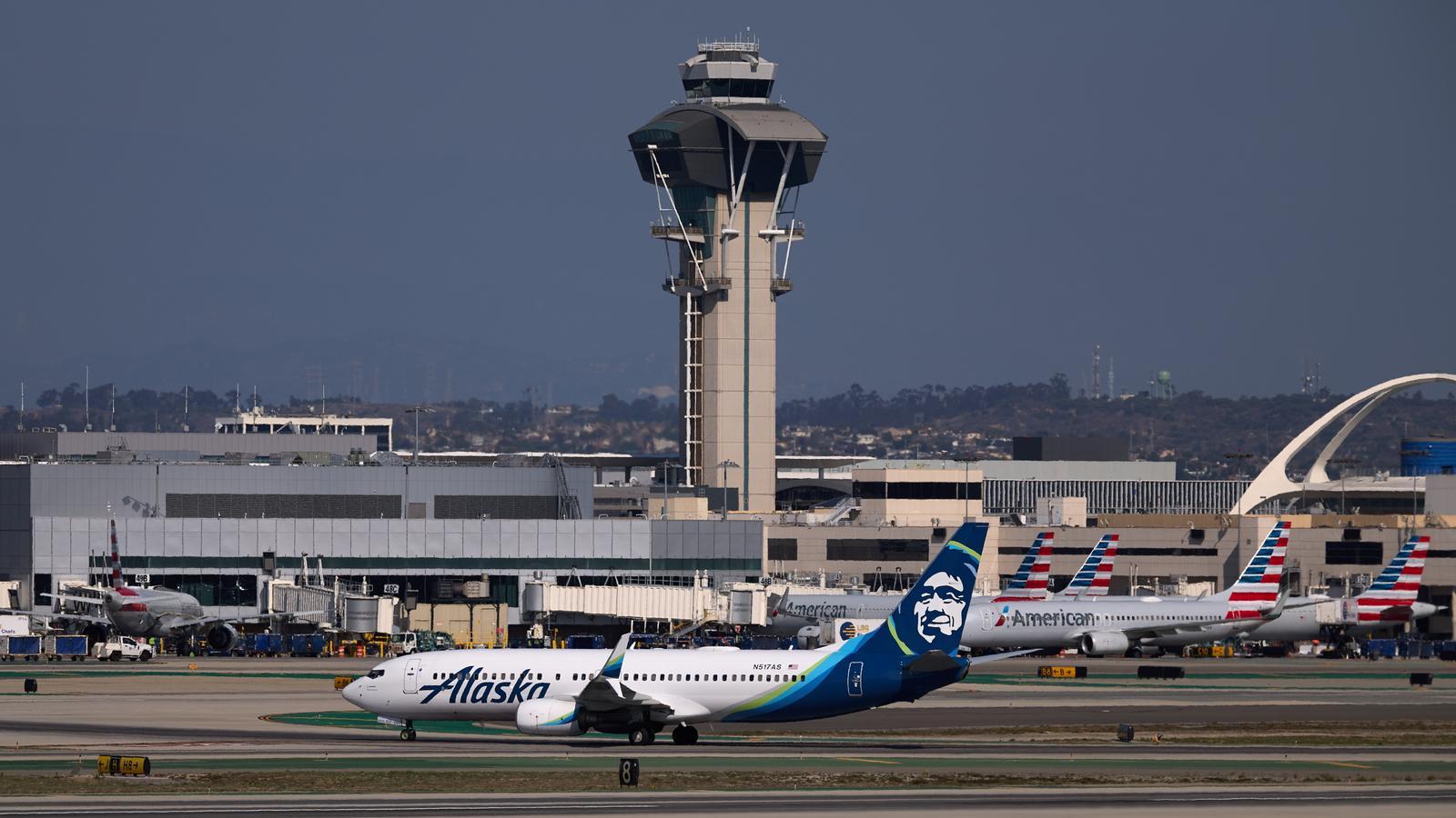 Image of Los Angeles International Airport (LAX), one of those affected by the reduction in air traffic