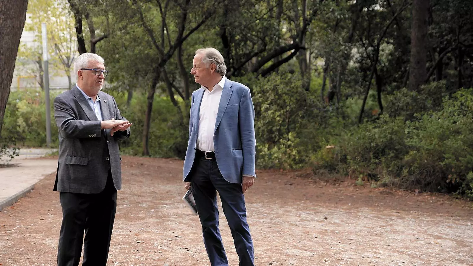 MATEO VALERO i JOSEP RAMONEDA
A l’univers de la computació “El transistor ho ha canviat tot”