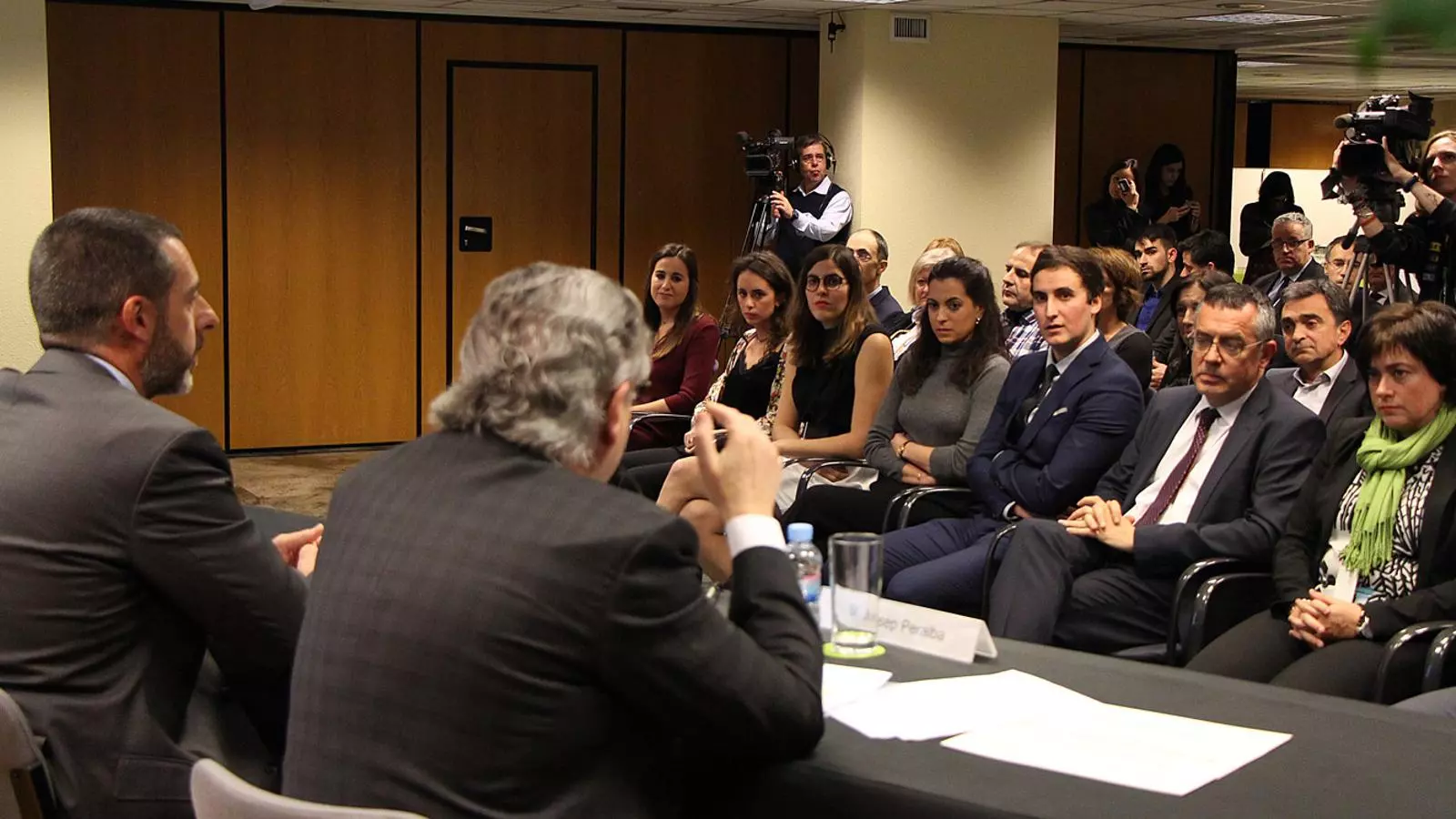 Imatge d'un acte d'entrega de beques de la Fundació Crèdit Andorrà. / ARXIU ANA