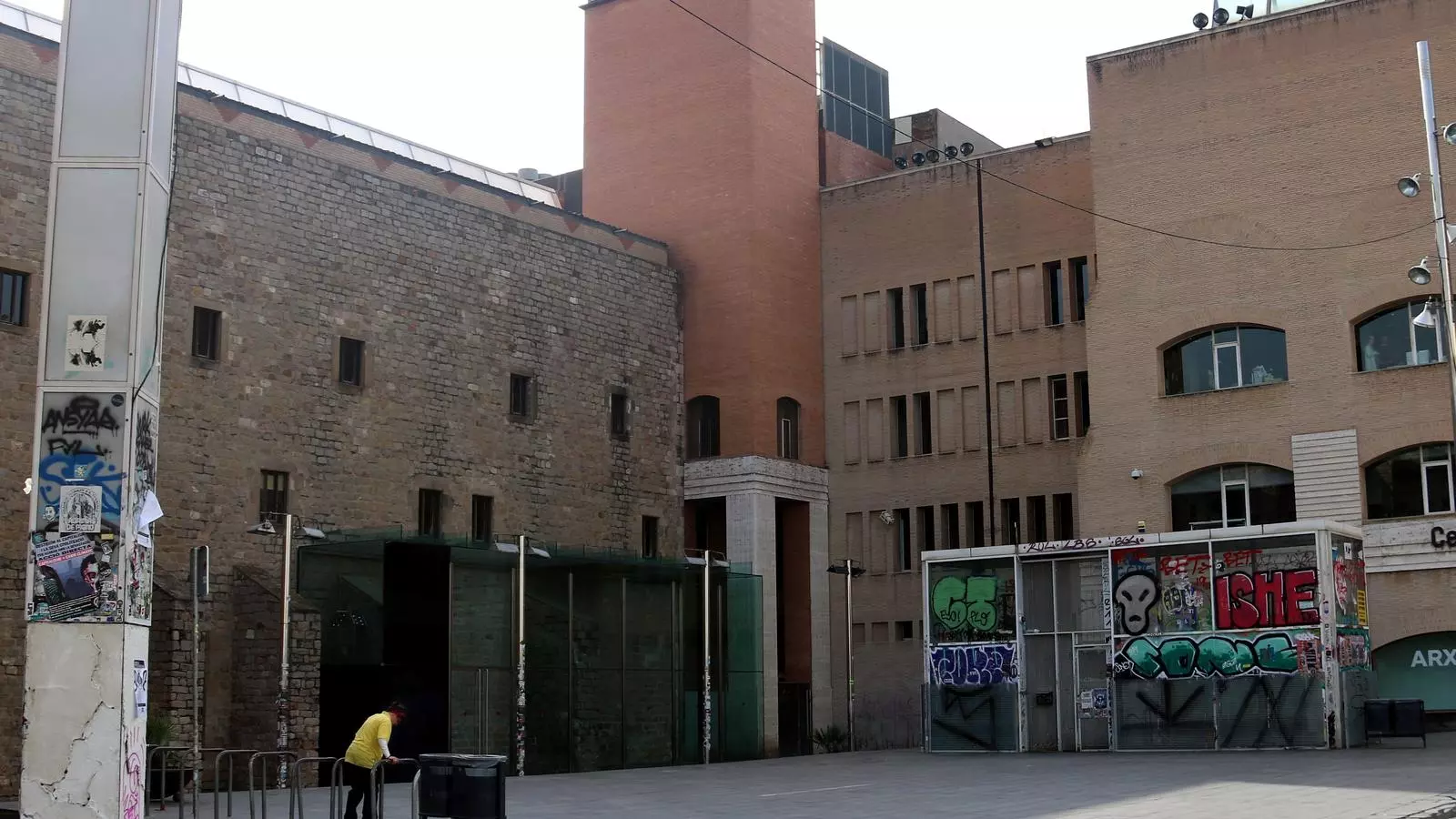 L'espai a la plaça dels Àngels que acollirà l'ampliació del Macba