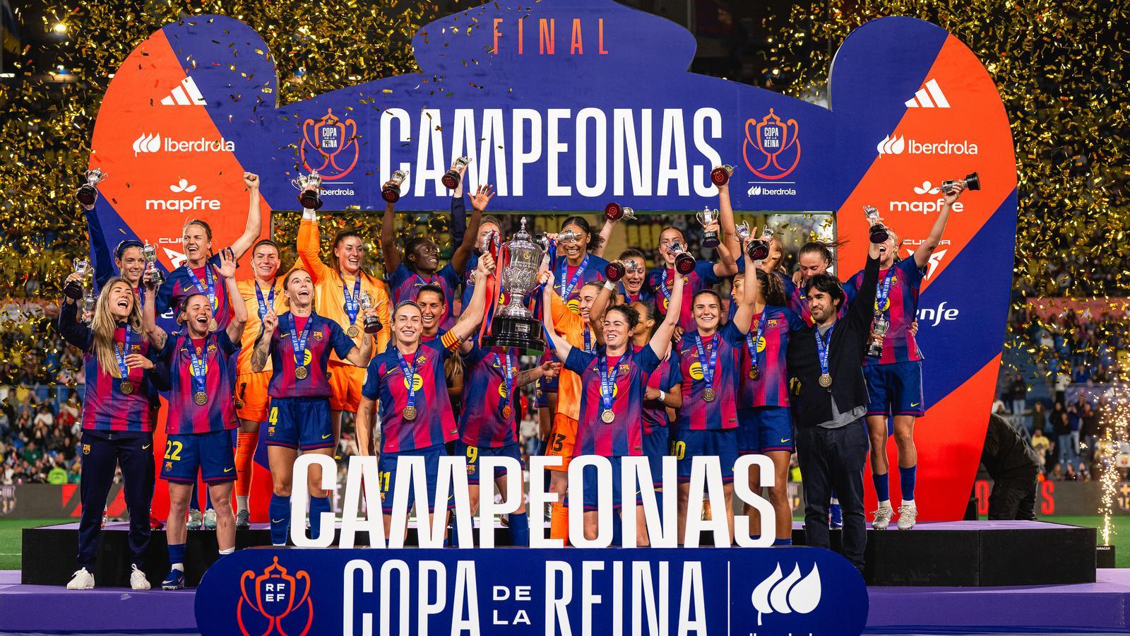 El Barça levanta en el cielo de Gran Canaria la duodécima Copa de la Reina