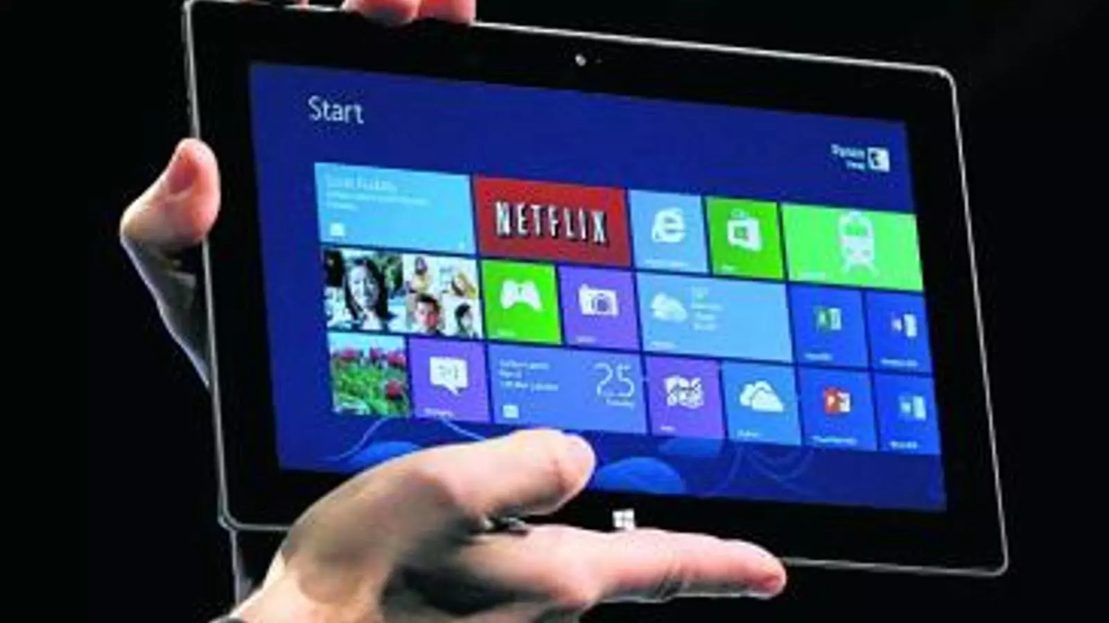 Microsoft se la juga en tres fronts