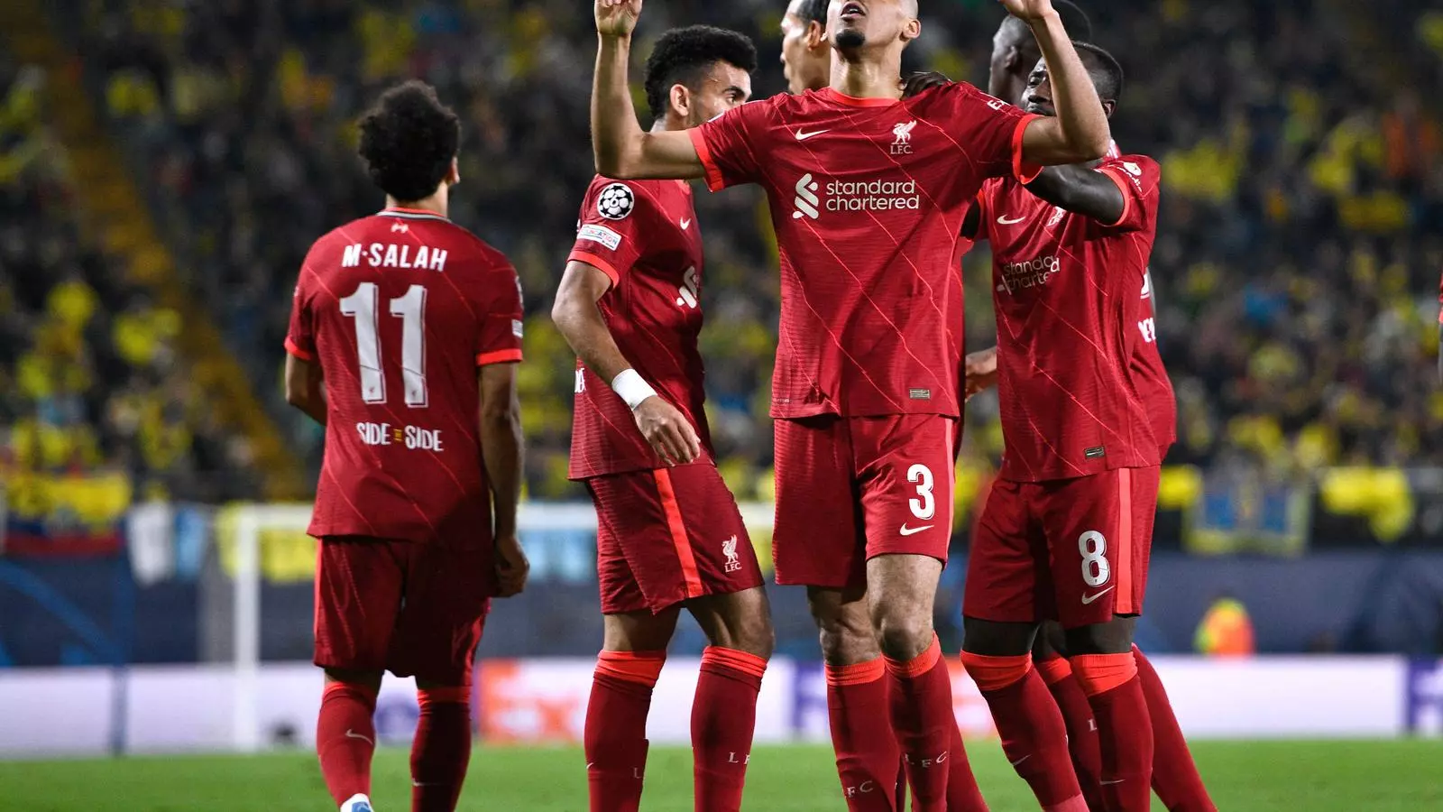Fabinho celebrando el 2-1 en La Cerámica.