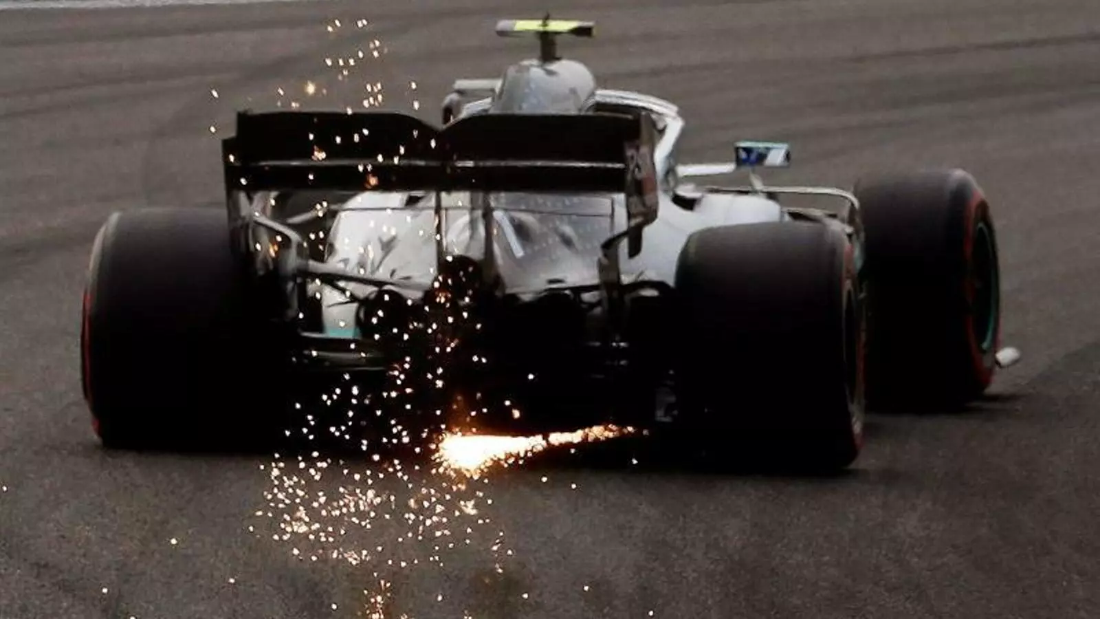 El Mercedes de Valtteri Bottas, competint a la Xina