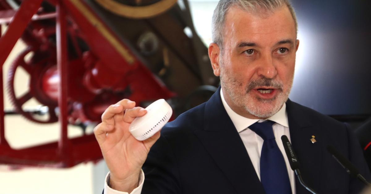 Barcelona vol que els pisos nous estiguin obligats a tenir detectors de fum