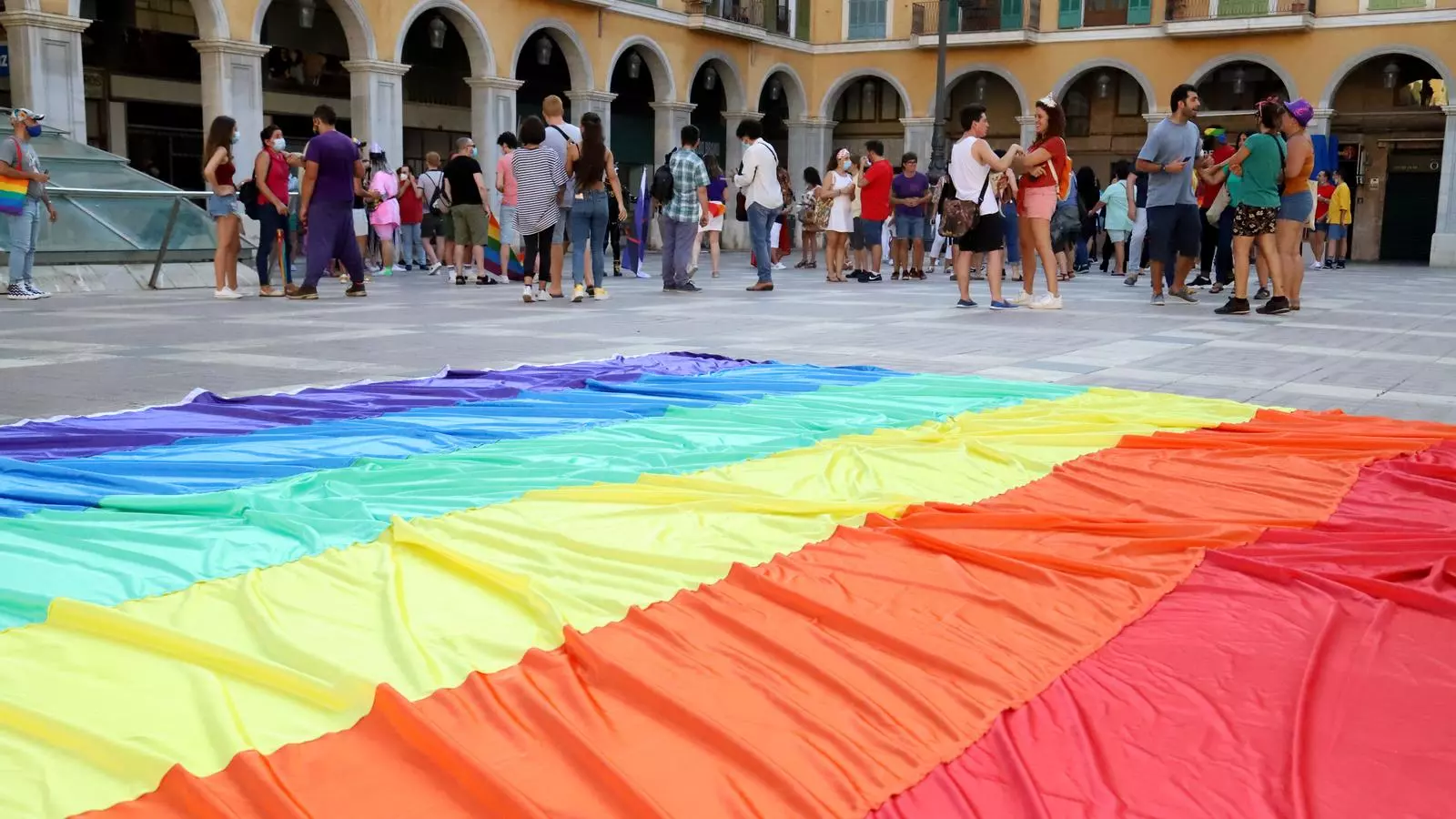 El el 17 de maig és el Dia Internacional contra la LGTBIfòbia.