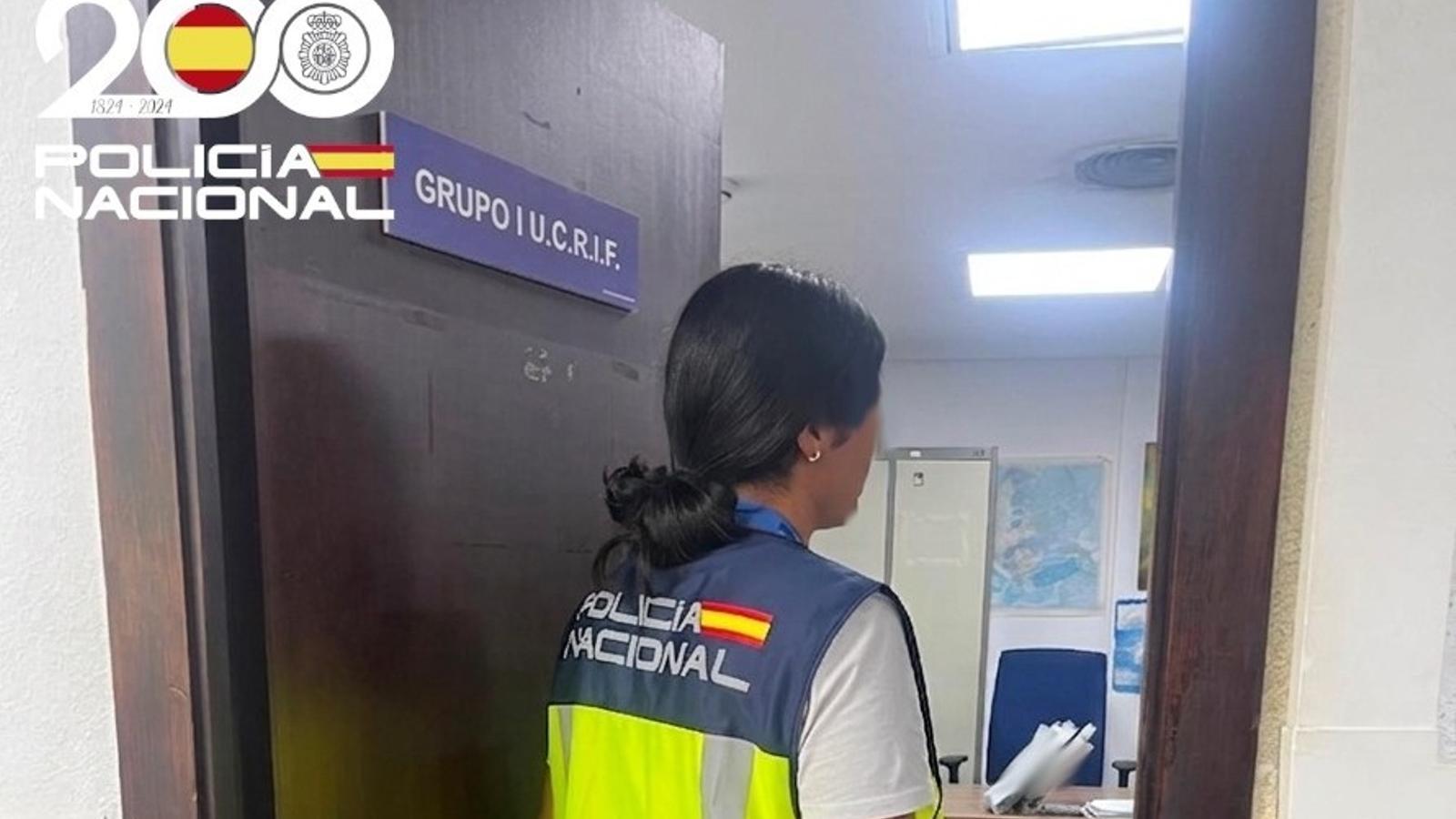A National Police agent