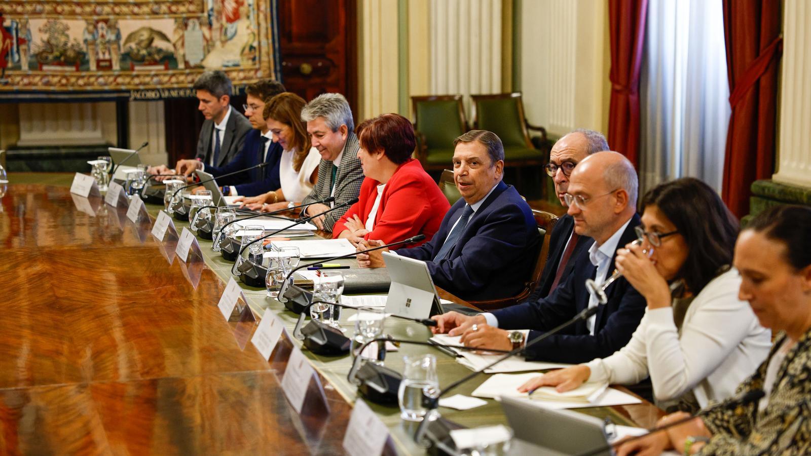 Meeting this Tuesday of the Minister of Agriculture, Luis Planas, with the agri-food sector.