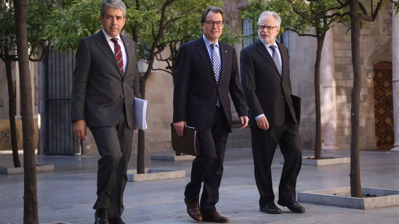 Viver Pi-Sunyer amb Artur Mas i Francesc Homs de camí a la reunió del Consell per la Transició Nacional / ACN