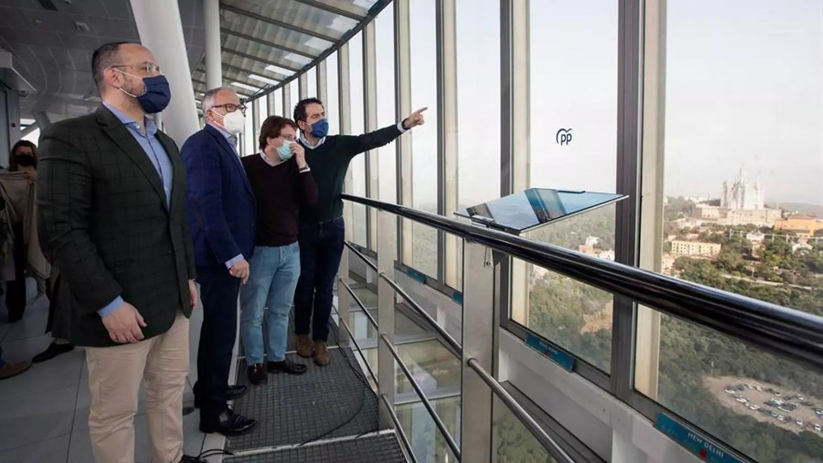 Alejandro Fernández, Josep Bou, José Luis Martínez-Almeida i Teodoro García Egea, aquest matí a la Torre de Collserola