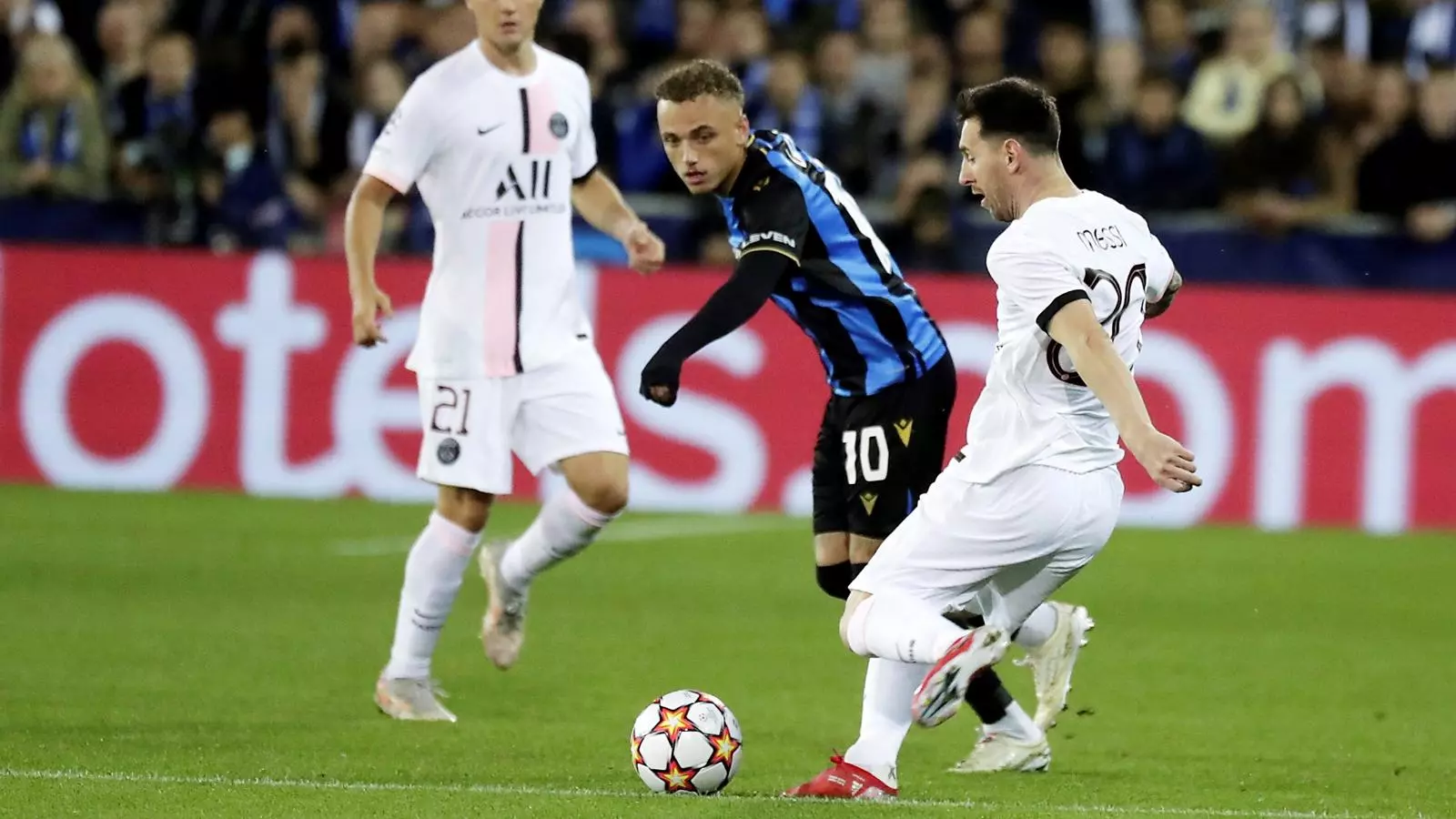 El PSG, amb Messi jugant per primer cop de titular, punxa a Bèlgica (1-1)