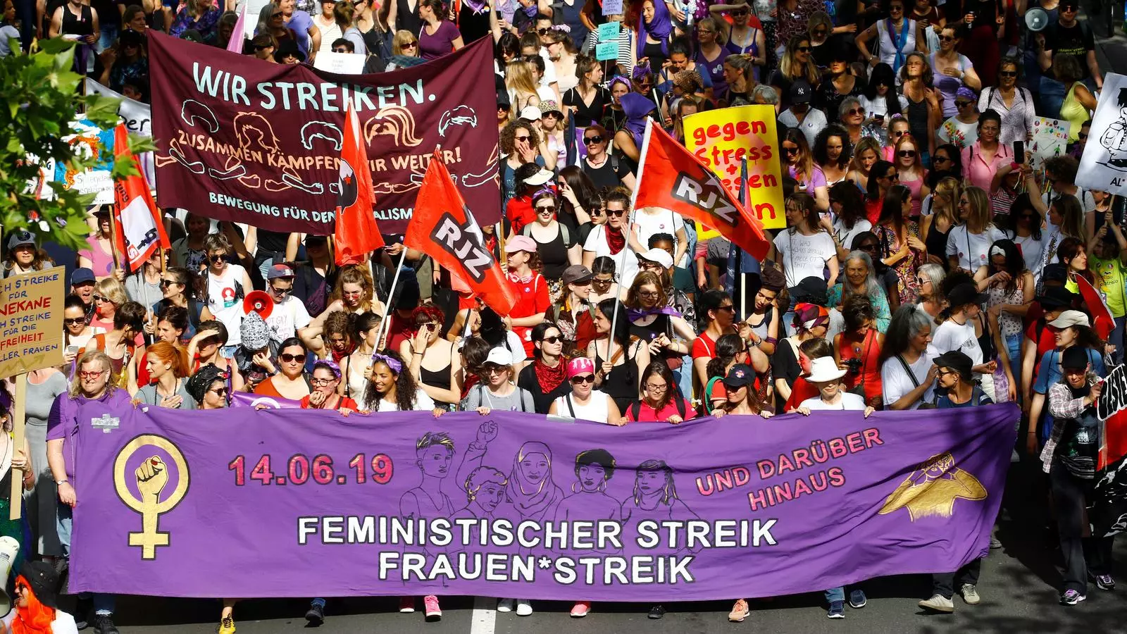 Les dones es manifesten a la ciutat de Zurich.