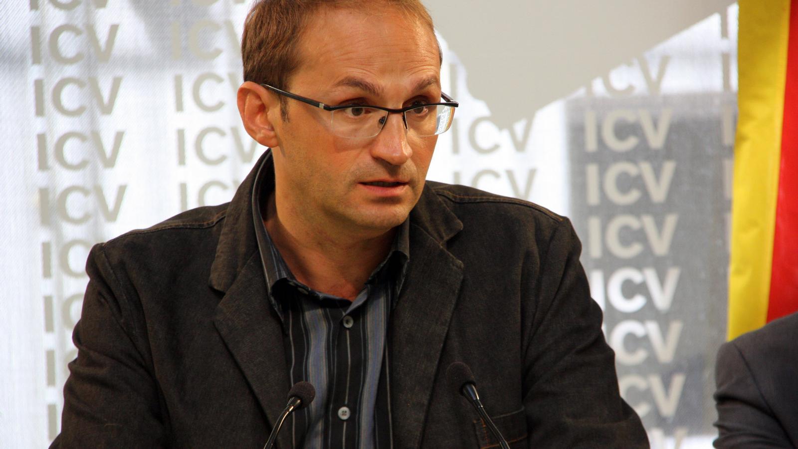 El líder ecosocialista, Joan Herrera, va comparèixer ahir a la seu d'ICV.
