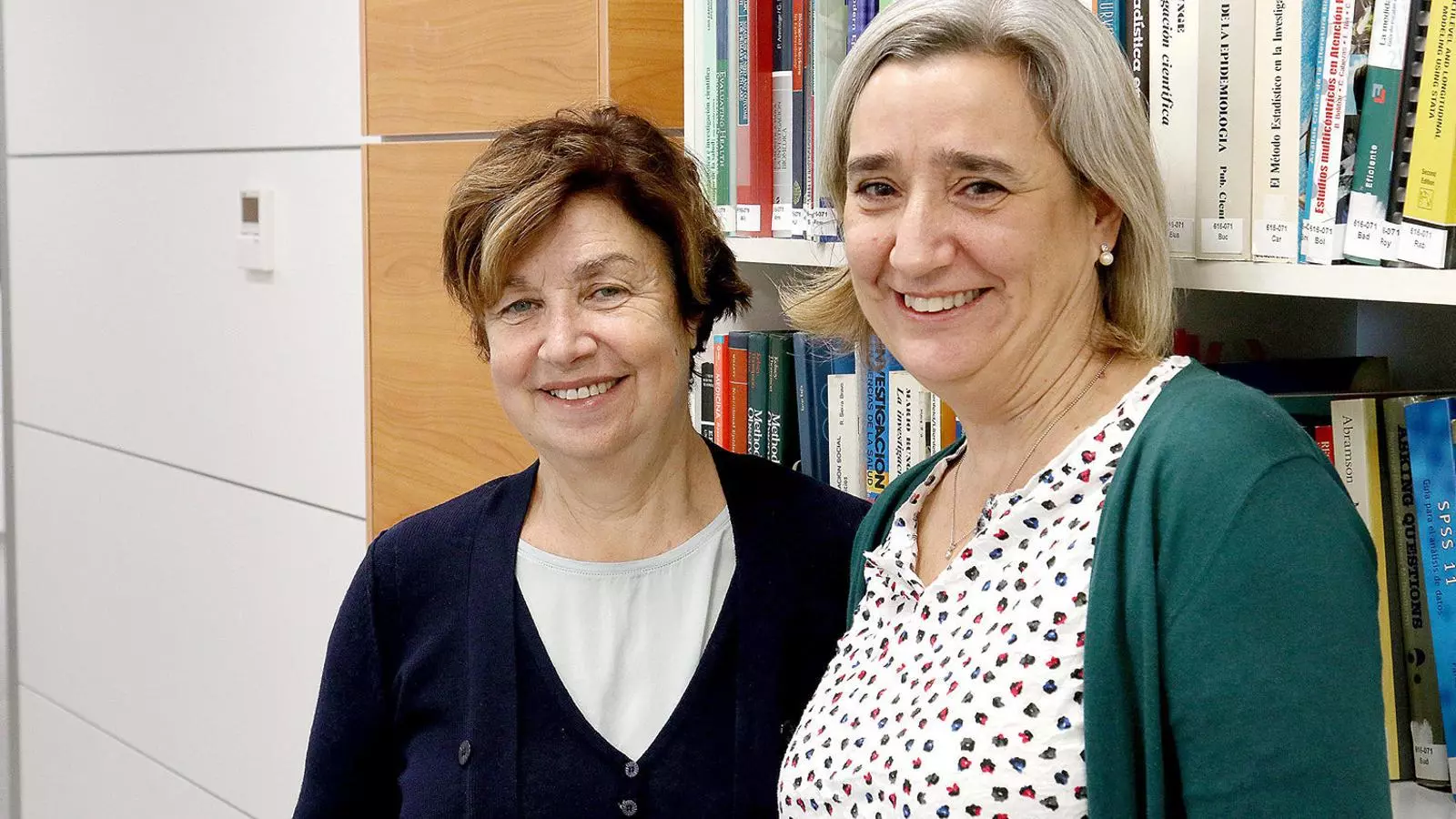 Magdalena Esteve i Clara Vidal són part de l’equip d’investigació que ha elaborat aquesta guia de recomancions sobre la higiene del son.