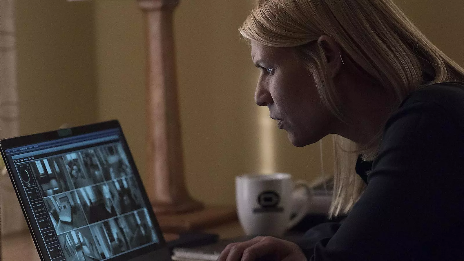 Claire Danes interpreta el personatge central d’aquesta sèrie d’espies.